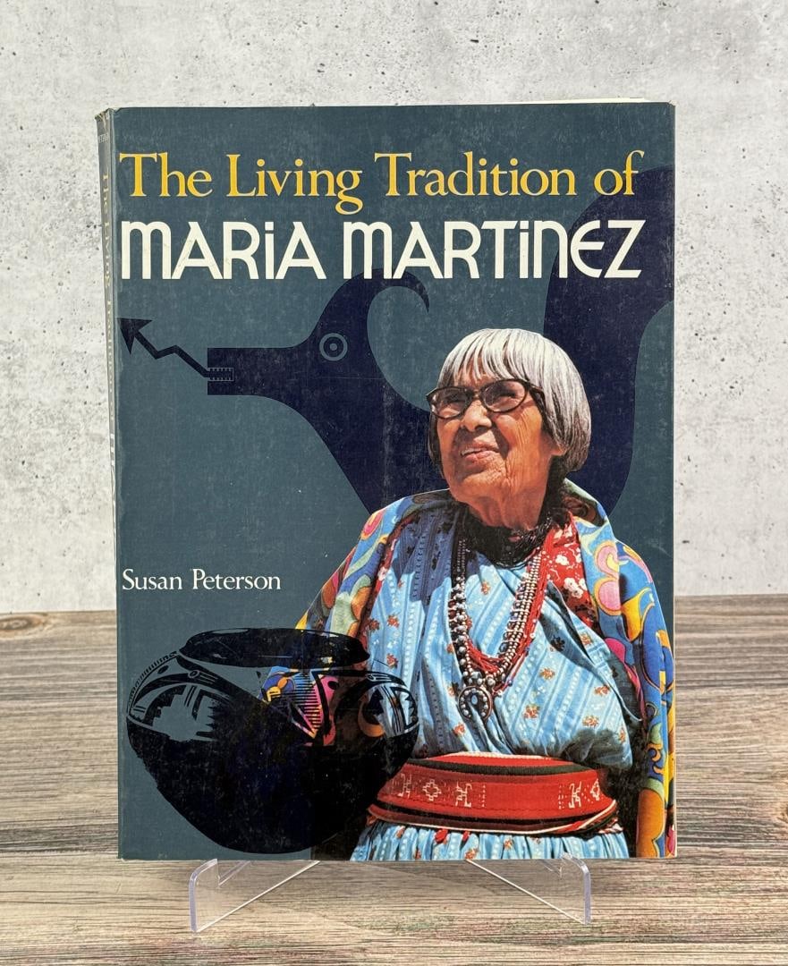 The Living Tradition of Maria Martinez: Susan Peterson, 1977. From the Native American reference library of Stanley Miller.