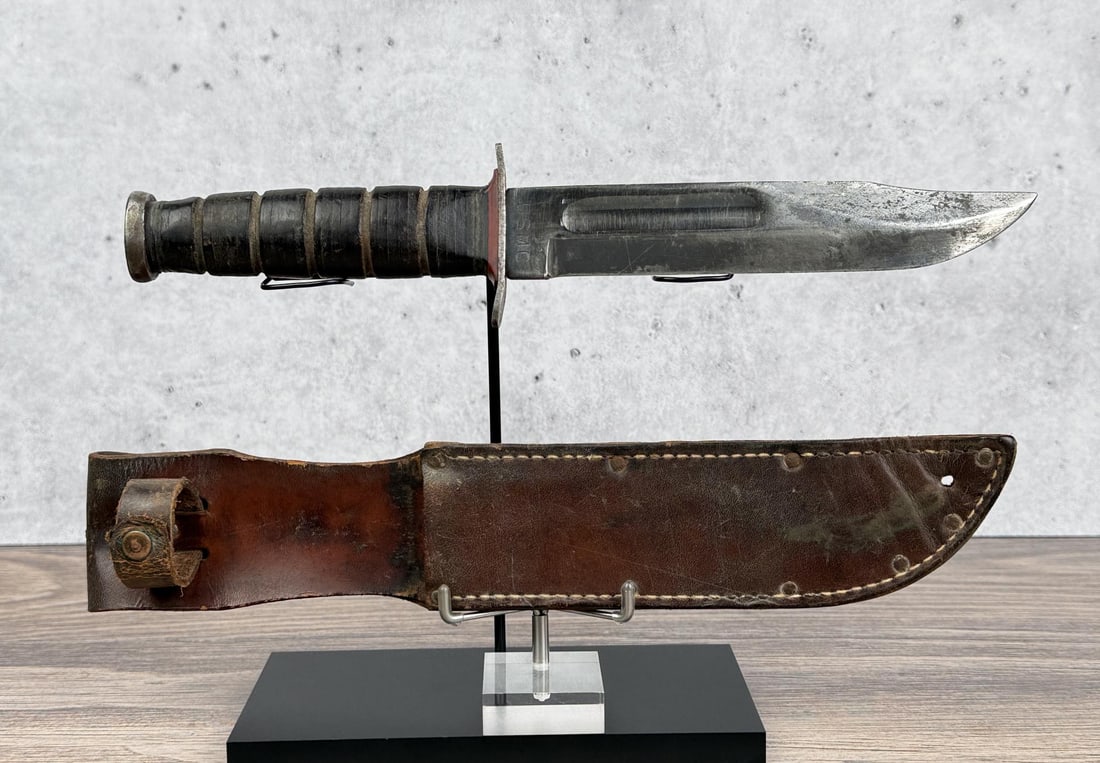 WW2 USMC Marine Corps Kabar Knife Red Spacer (1 of 12)