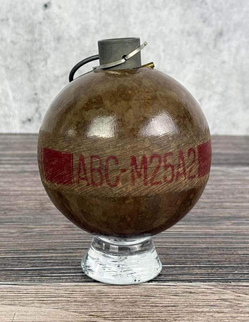 Inert Vietnam War M25A2 Riot Tear Gas Grenade: Inert