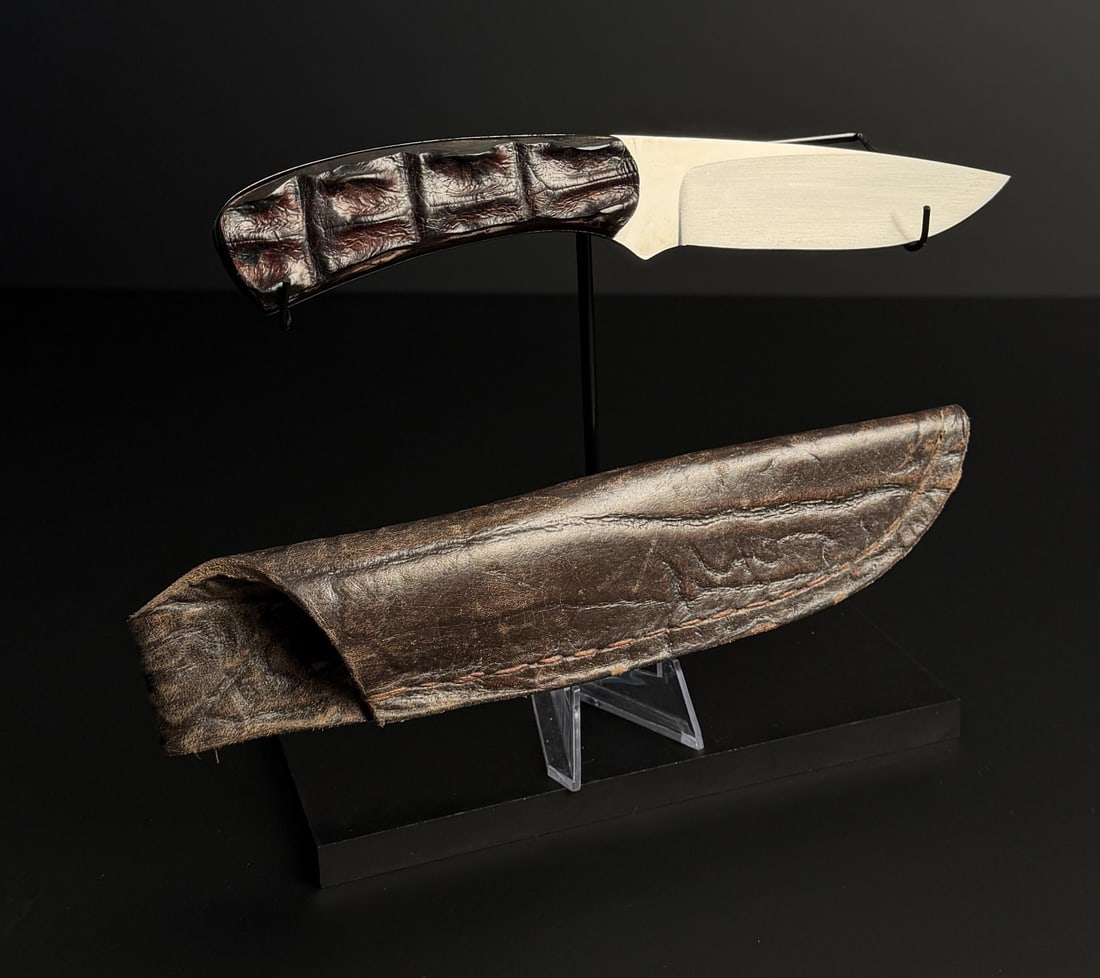 Arno Bernard Custom Made Knife: 8" long.