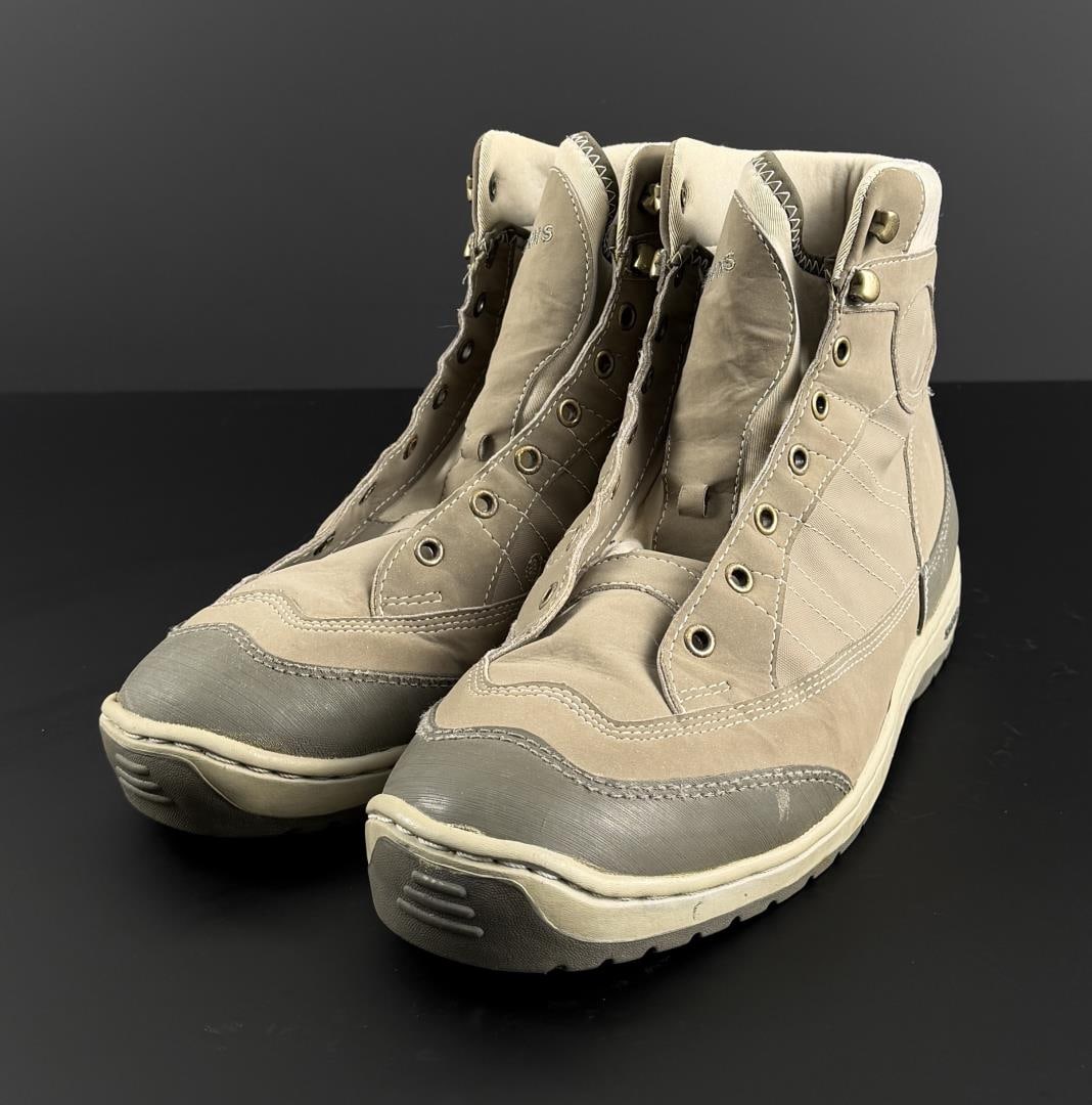 Simms Fishing Flats Wading Sneakers Boots: No laces. Size 11.