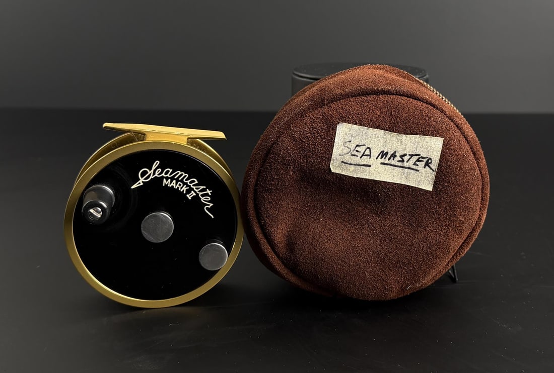 Seamaster Mark II Fly Fishing Reel: Made in Miami, FL. It has a diameter of 3.25 inches and a pillar length of 1.20 inches. Seamaster reels are known for their robust cork drag systems, suitable for demanding saltwater environments.