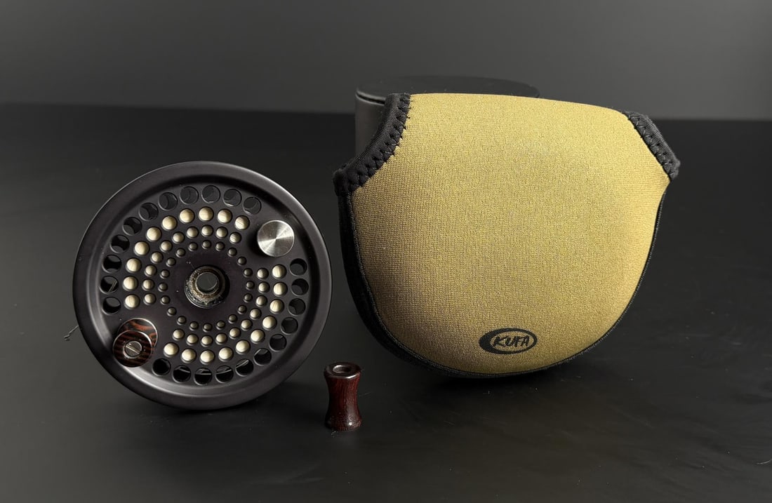Abel Fly Fishing Reel Spool: Spool and extra knob.