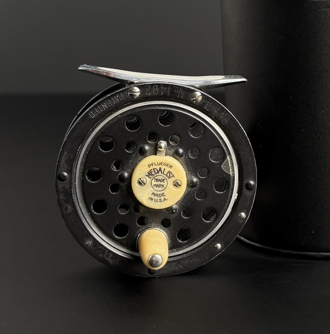 Pflueger Medalist 1492 Fly Fishing Reel (1 of 4)