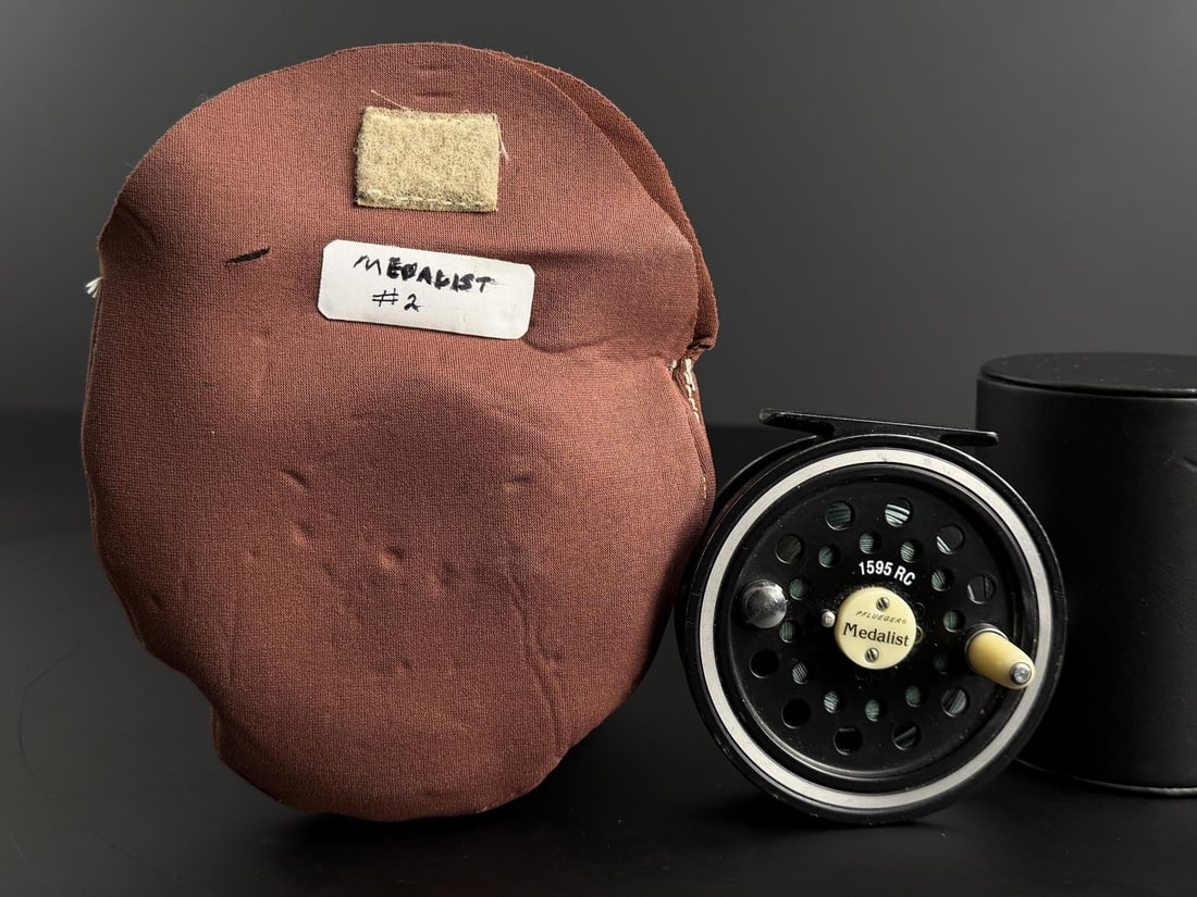 Pflueger Medalist 1595 RC Fly Fishing Reel: Nice example.