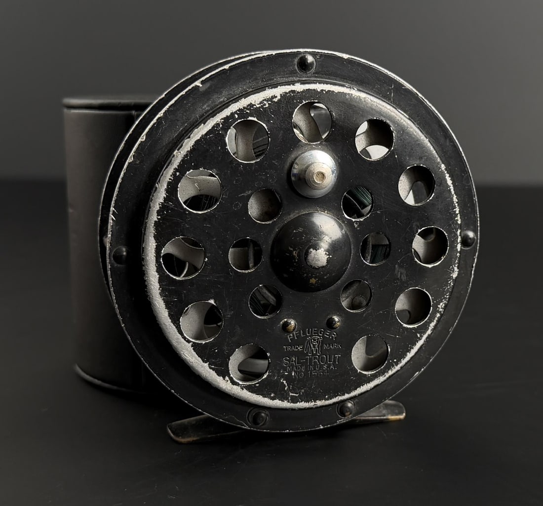 Pflueger Sal-Trout 1554 Fly Fishing Reel: Nice example.