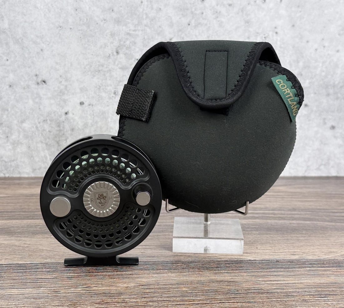 Charlton Signature Series 8500 Fly Fishing Reel: Model 8500. .8