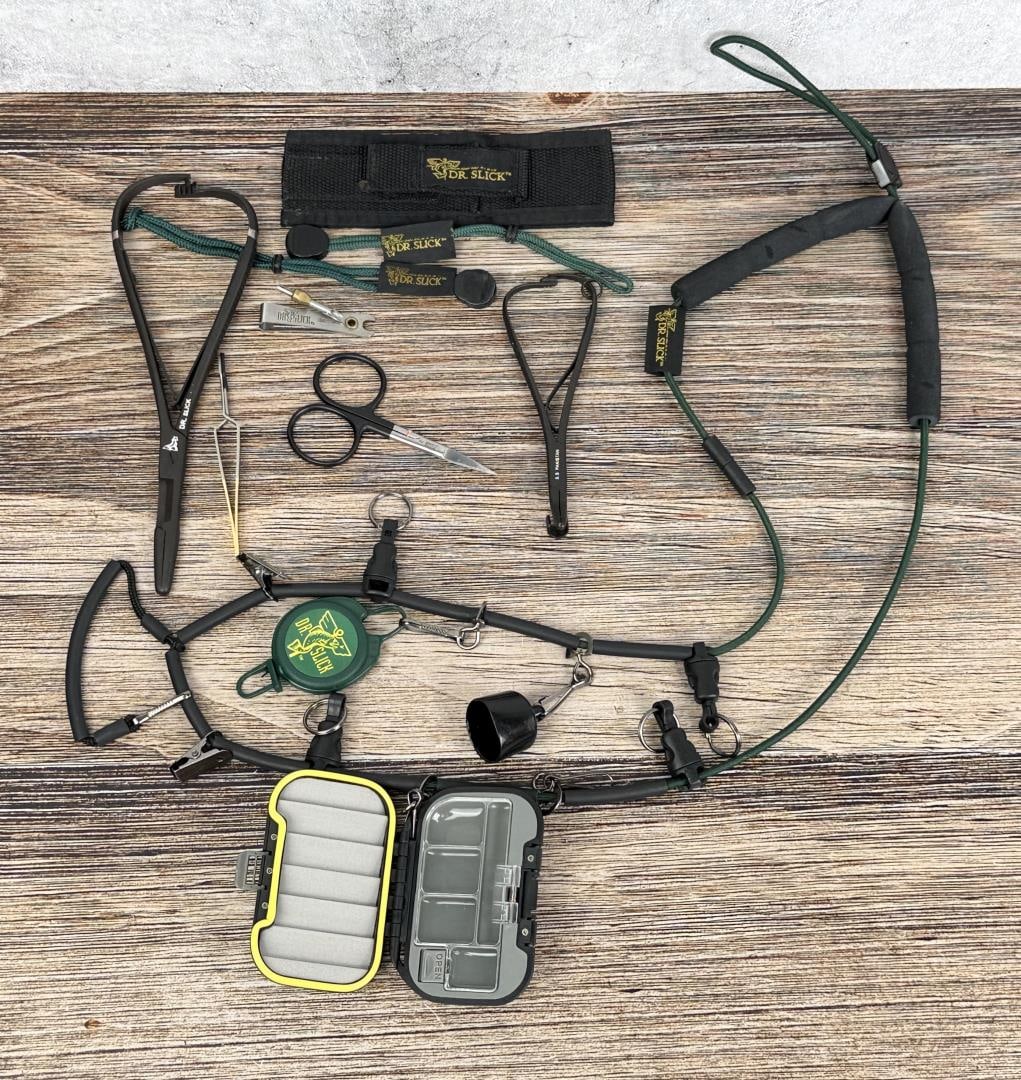 Dr Slick Fly Fishing Elastic Lanyard Tools: Fly fishing accessory.