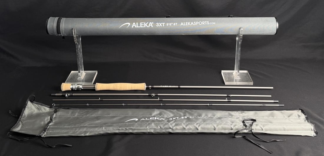Aleka 3xt 9' 6" 7wt Fly Fishing Rod: Nice example.