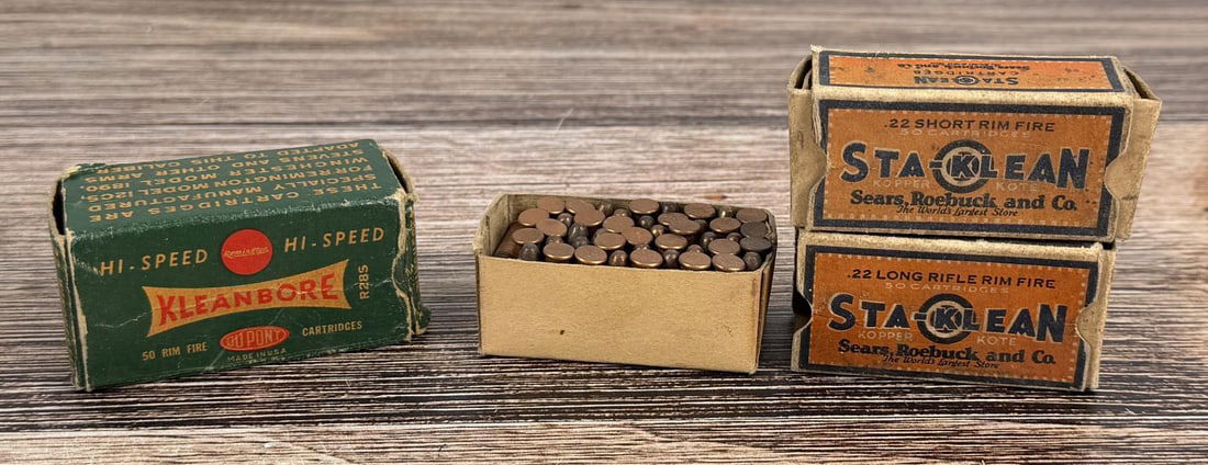 Antique .22 Ammo: California and New York Shipments requires this lot to be sent to an FFL Dealer.