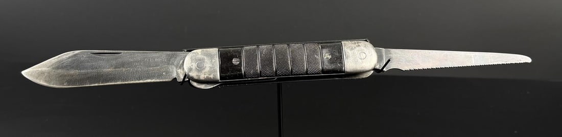 WW2 USN Navy United Pilot Survival Knife: 6" long. Made by United