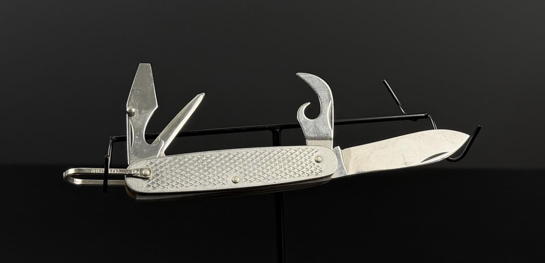 WW2 Kingston Mil-k Pocket Knife: Nice example.