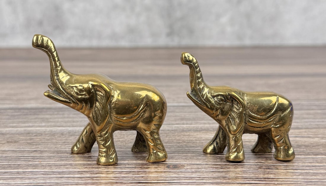 Vintage Brass Elephant Paperweights: Largest is 2 1/2" by 2 3/8" by 1 1/8"