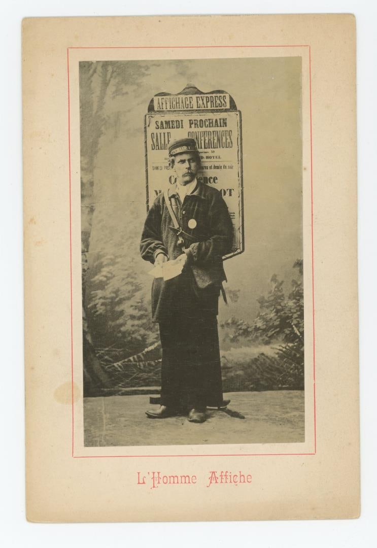 Walking Billboard Advertising Cabinet Photo (1 of 3)