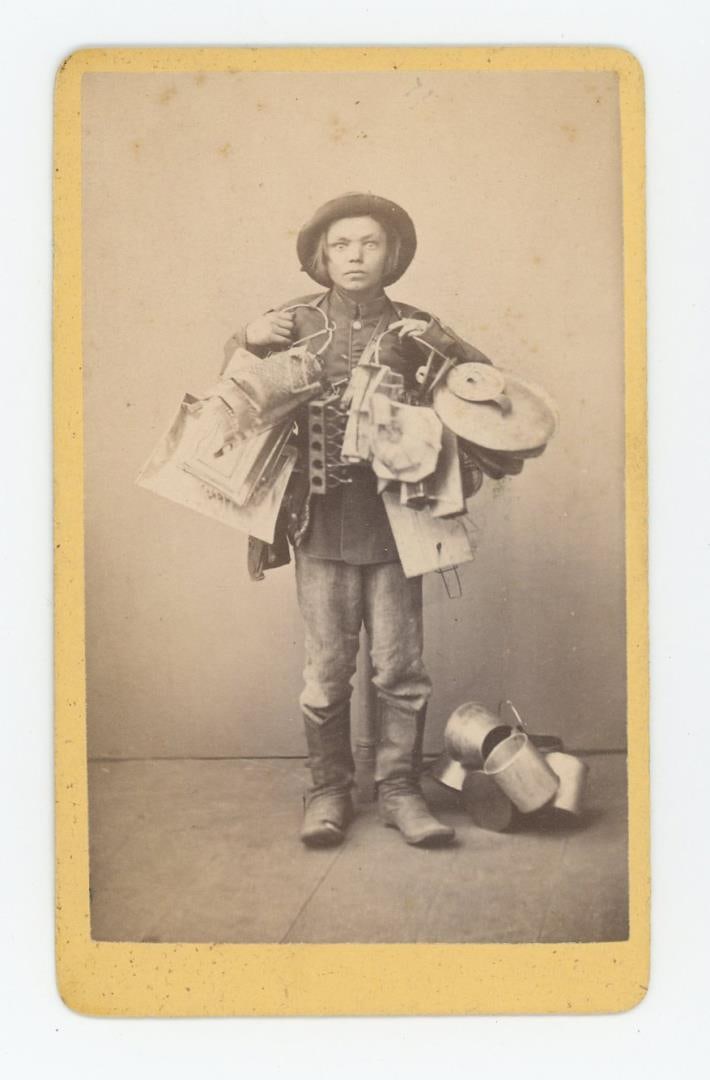 Peddler Street Merchant Junk Dealer CDV Photo (1 of 3)