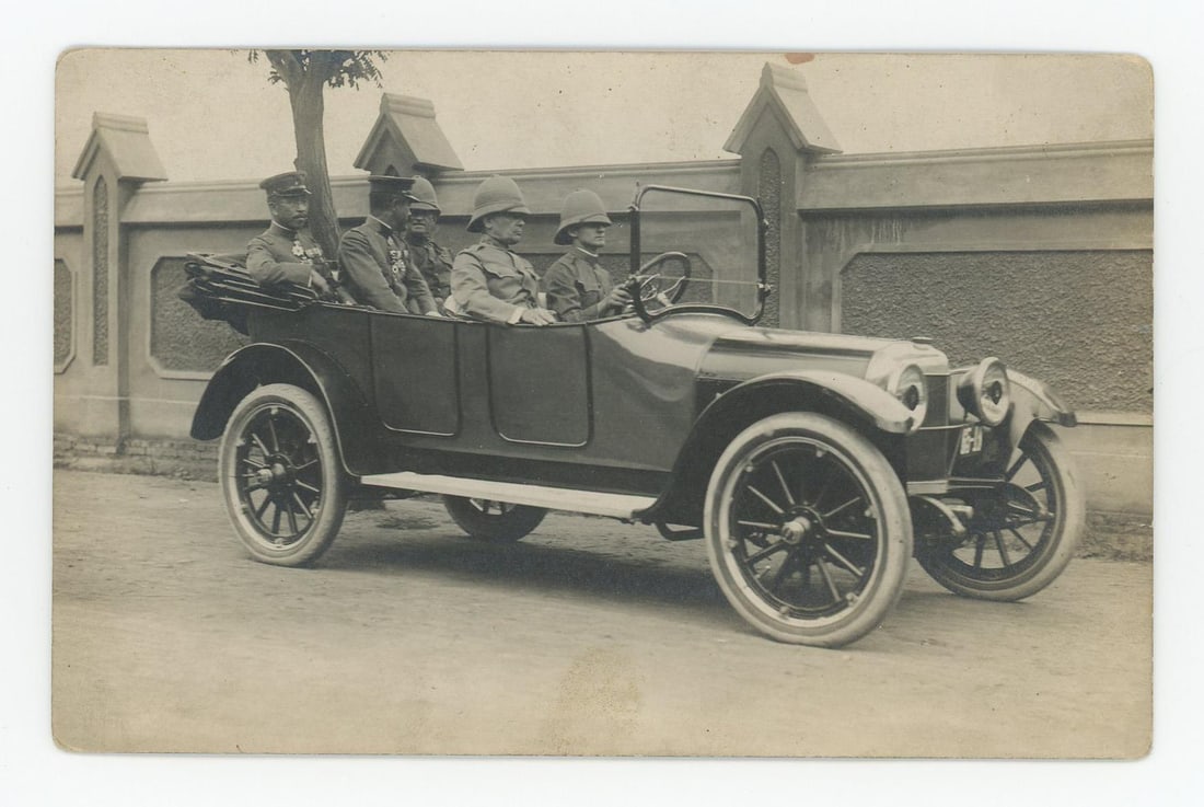 Pre WW2 Japanese and British Dignitaries Postcard (1 of 3)