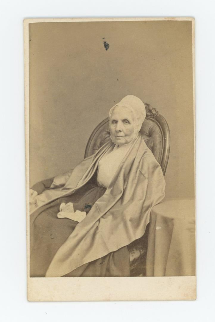 Quaker Sarah Underhill Philadelphia CDV Photo (1 of 3)