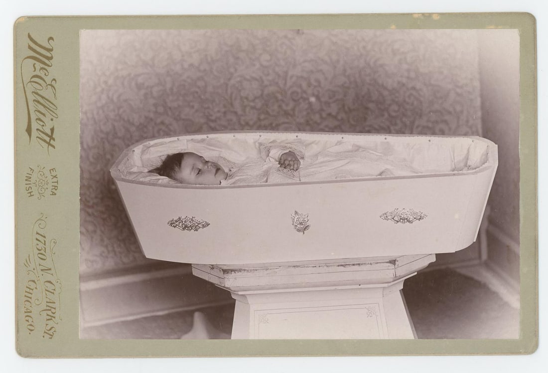 Post Mortem Baby in Casket Cabinet Photo (1 of 3)
