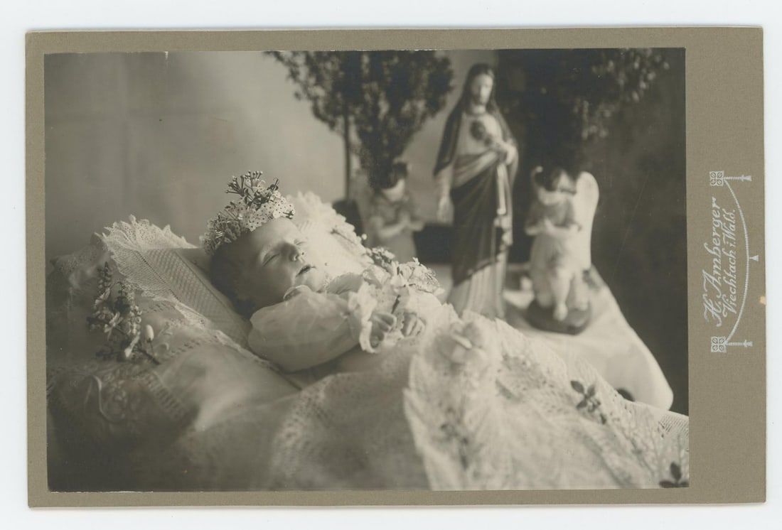 Post Mortem Baby Cabinet Photo (1 of 3)