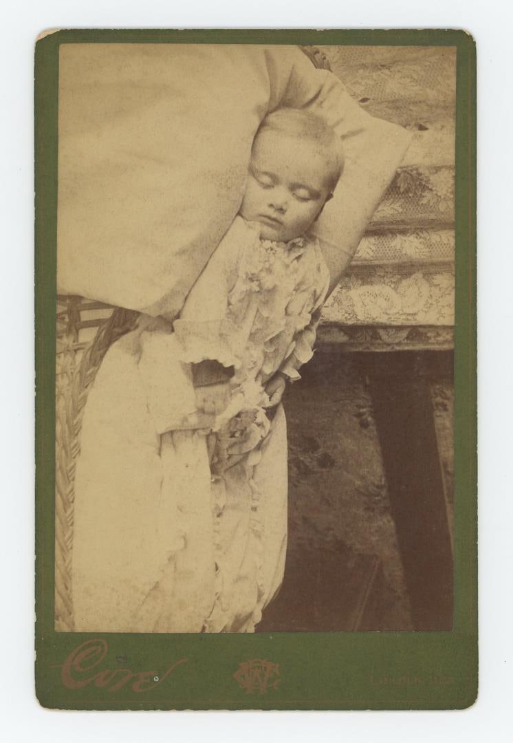 Post Mortem Baby Cabinet Photo (1 of 3)