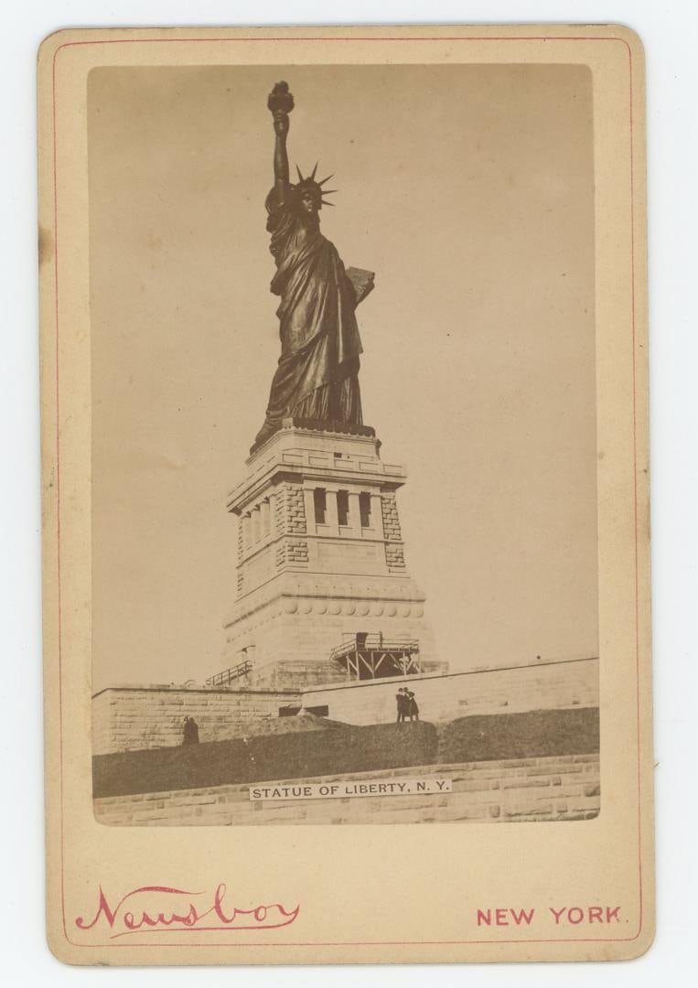 Newsboy Statue of Liberty Cabinet Photo (1 of 3)