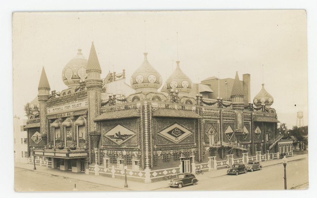Corn Palace South Dakota RPPC Postcard: Nice image.