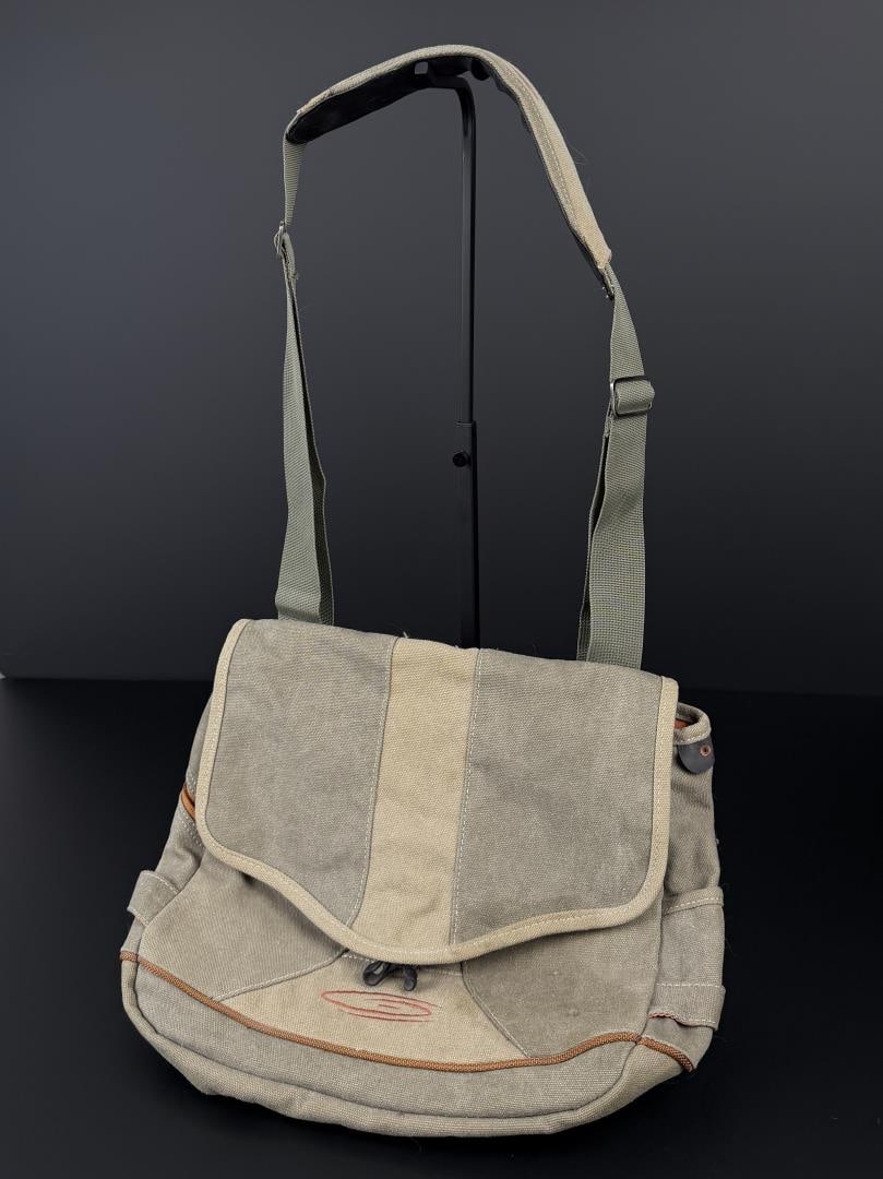 Fishpond Lodgepole Fly Fishing Satchel: 15 3/8" wide by 26 1/8" with strap.