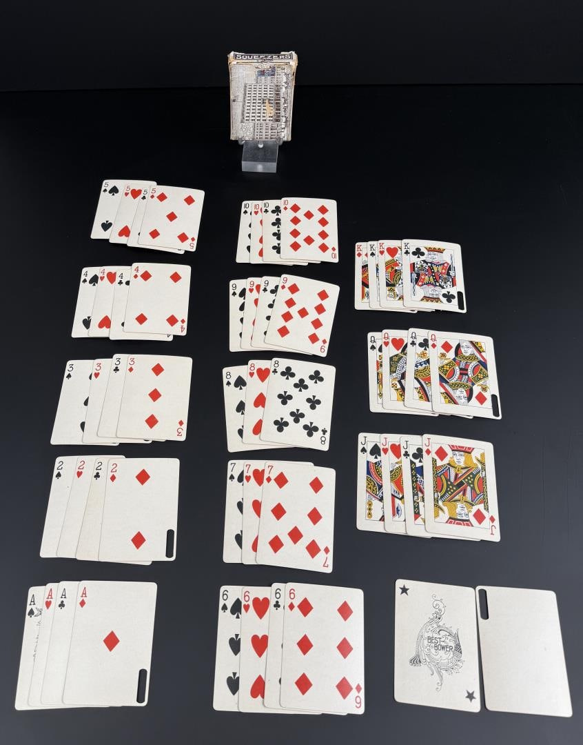 Steamboat Squeezer Playing Cards Deck: Missing 7 of Clubs, 8 of Diamonds.