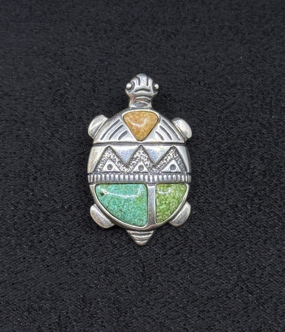 Carolyn Pollack Relios Sterling Turtle Brooch: 1 3/8" Long. 8.4 grams.