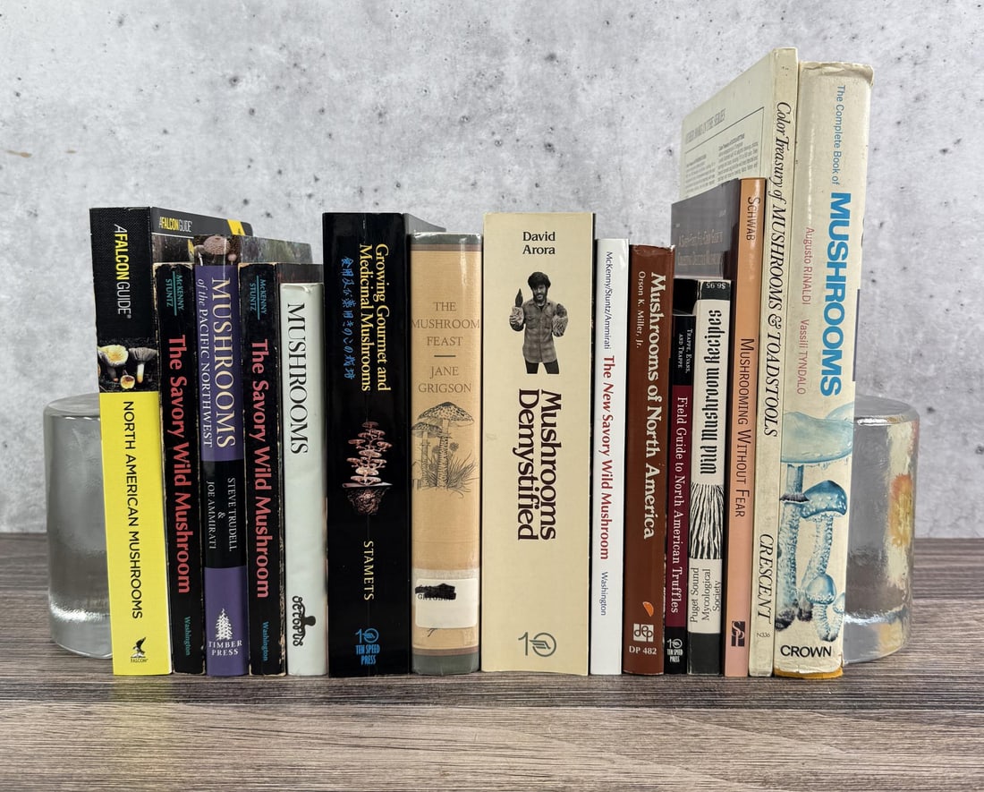 Mushroom Identification Foraging Books (1 of 11)