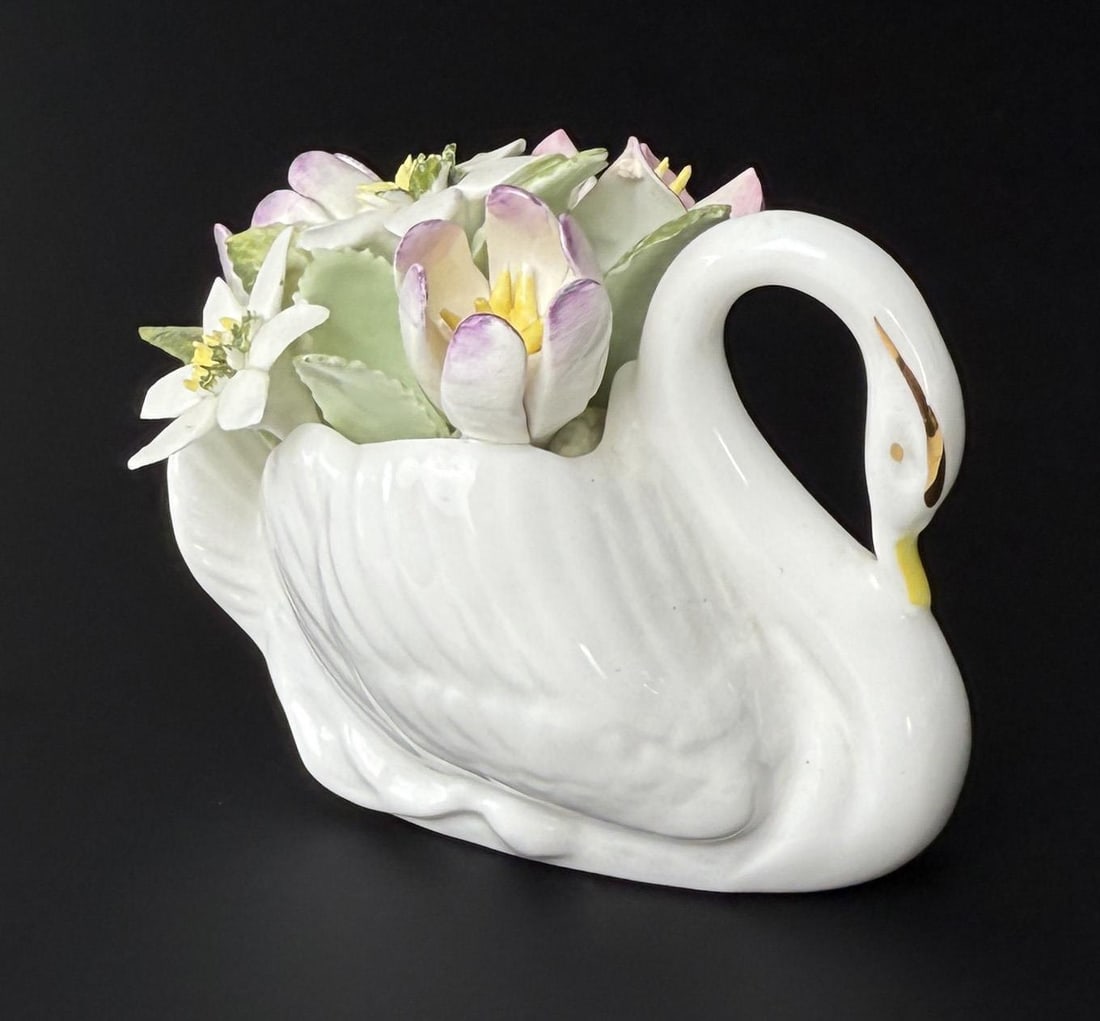 Royal Doulton Bone China Swan Figurine: 3 1/4" by 2 1/2".