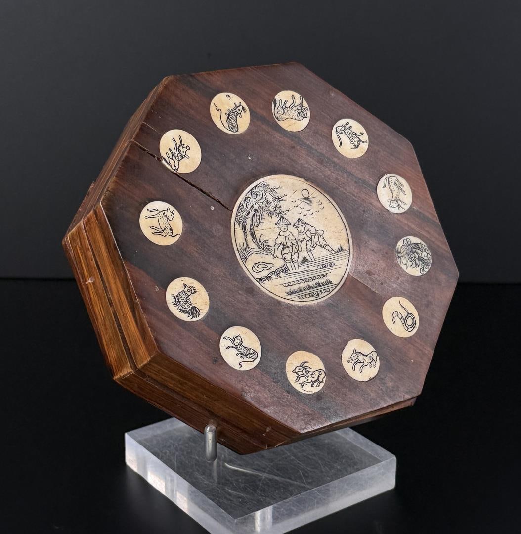 Chinese Luopan Bone Compass (1 of 10)