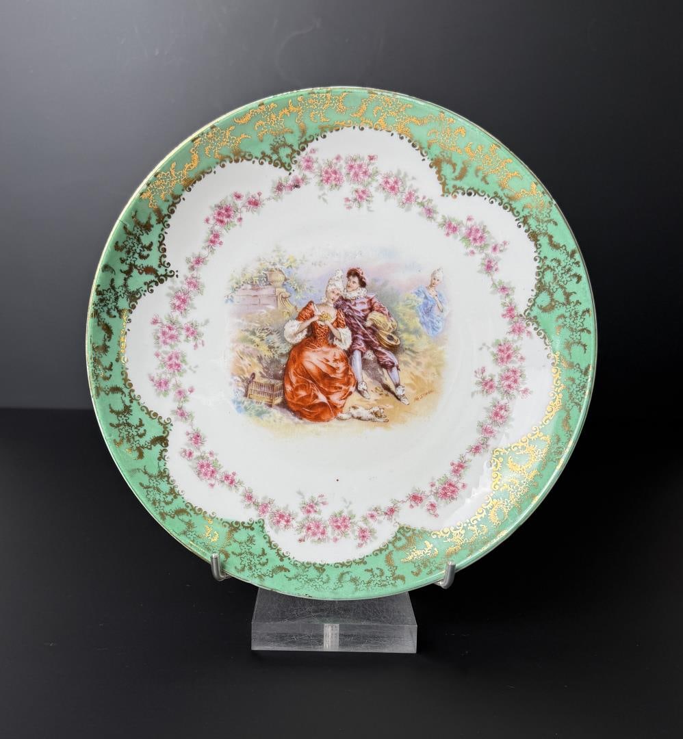 Royal Vienna Friedrich Stahl Fragonard Plate: 9 7/8" diameter.