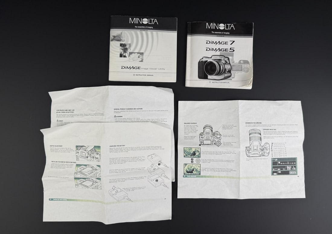 Minolta Dimage 7 Digital Camera - 9
