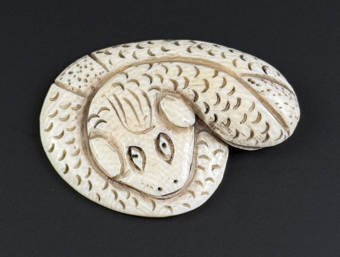 Japanese Netsuke Montana Residents Only: 1 5/8" long. No sales outside of the state of Montana. Anyone attempting to purchase that resides in a different state will have their bidding privilege's revoked indefinitely.