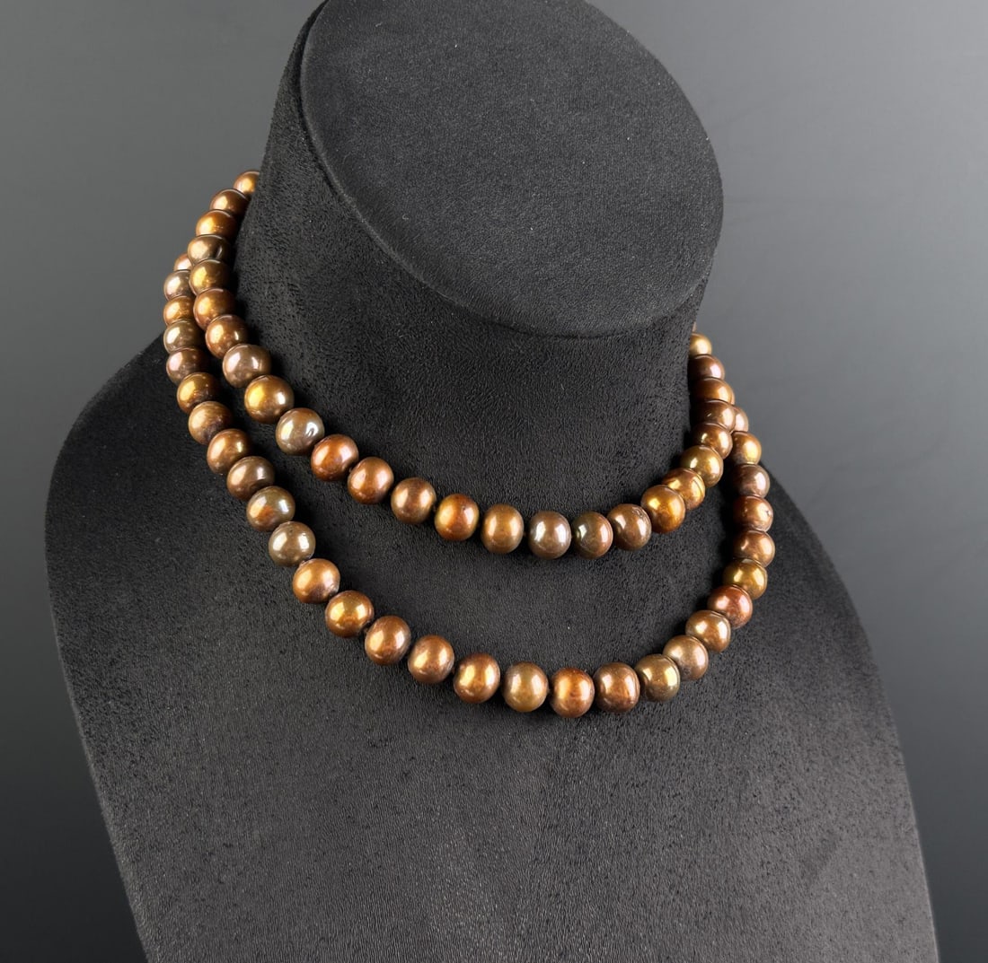Chocolate Tahitian Pearl Sterling Necklace: 17" long clasped.