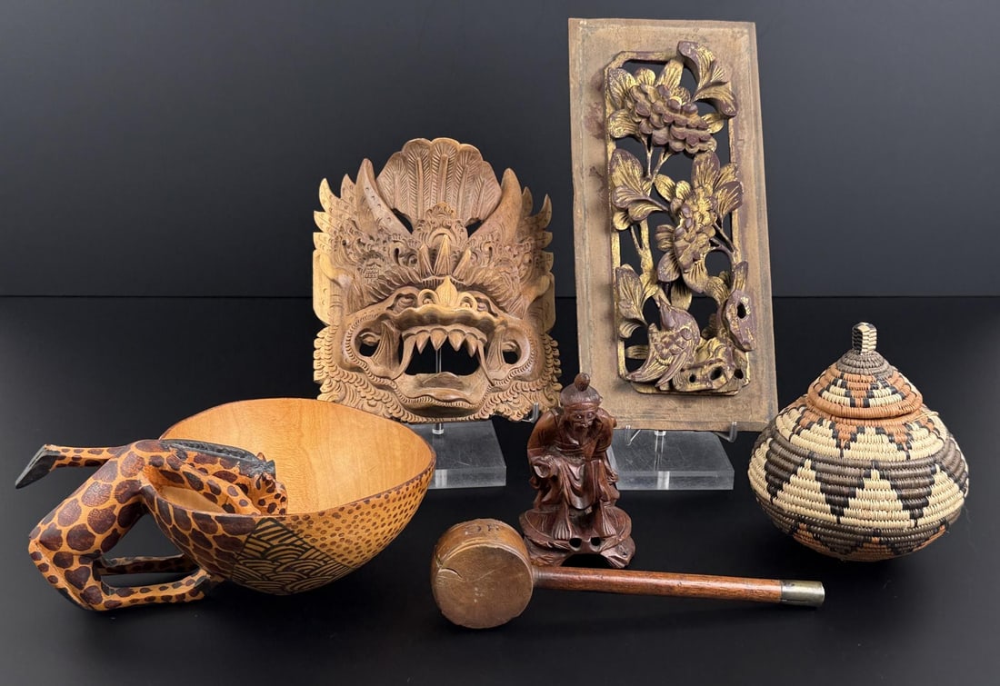 Group of Assorted Asian African Collectibles: Nice grouping.