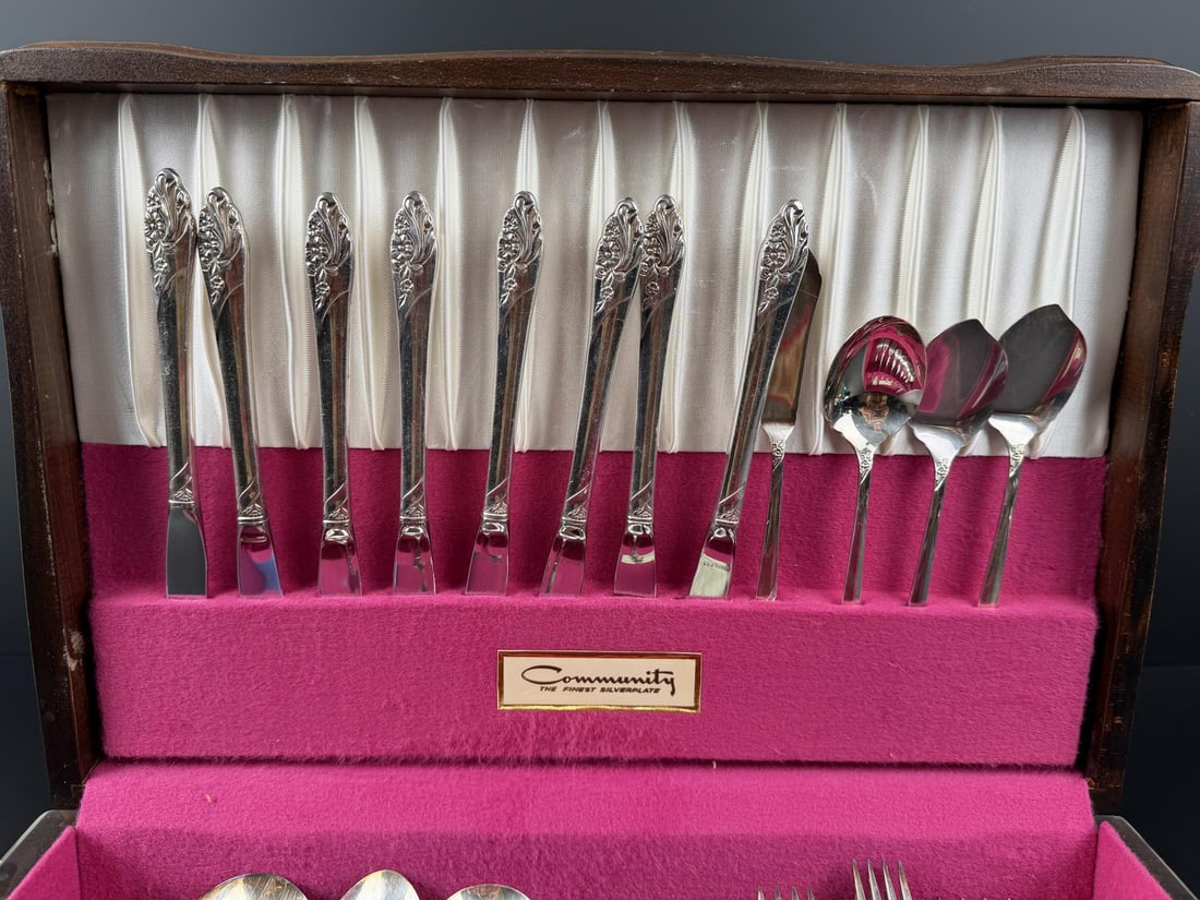 Oneida Community Silver Plate Flatware Set - 3