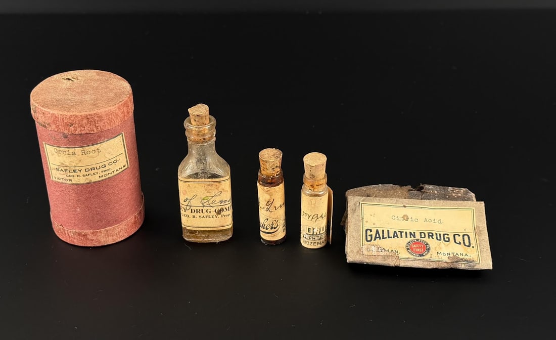 Antique Montana Drug Store Pharmacy Bottles (1 of 5)