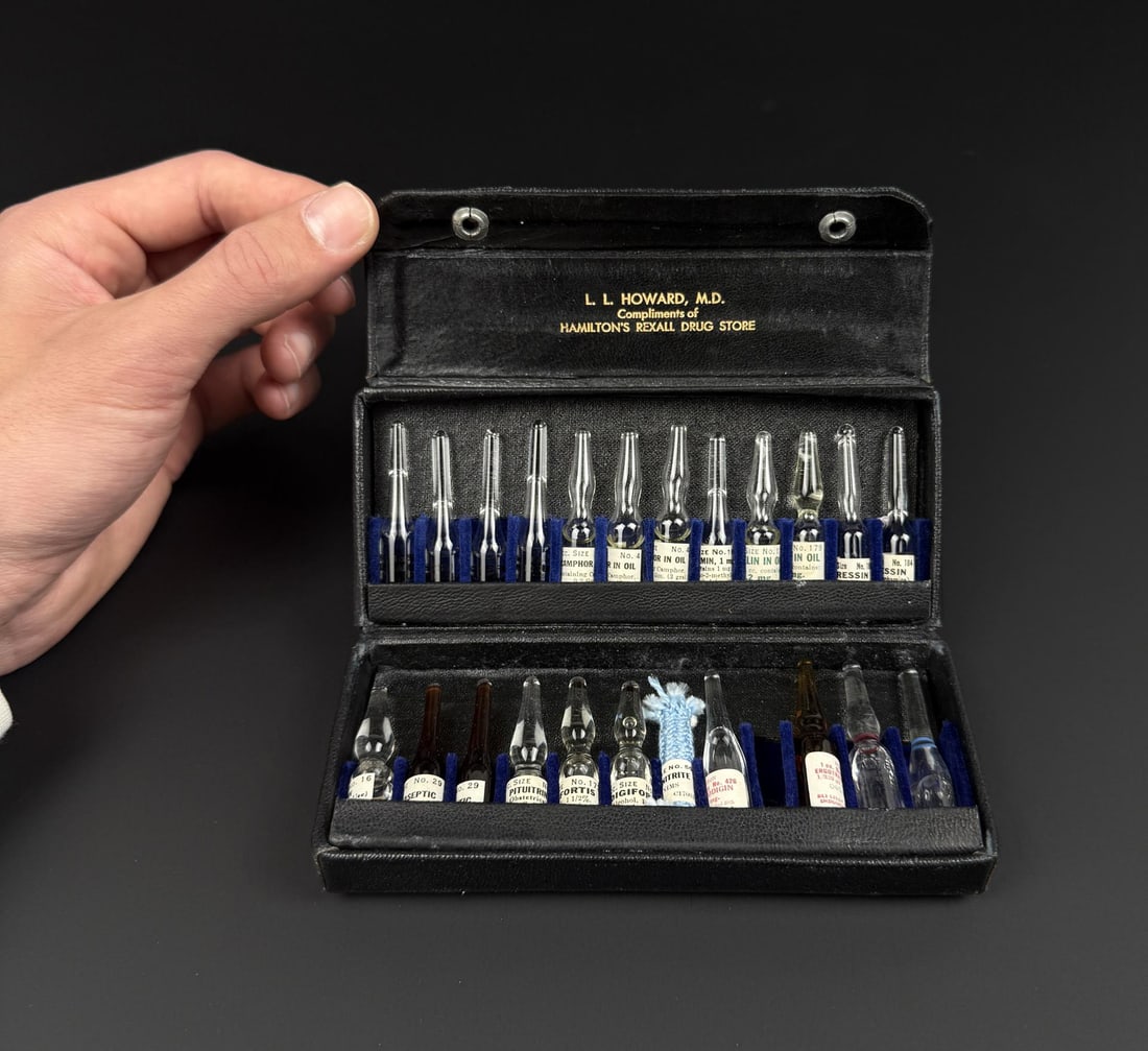 Rexall Pharmacy Ampule Salesman Sample Case (1 of 13)