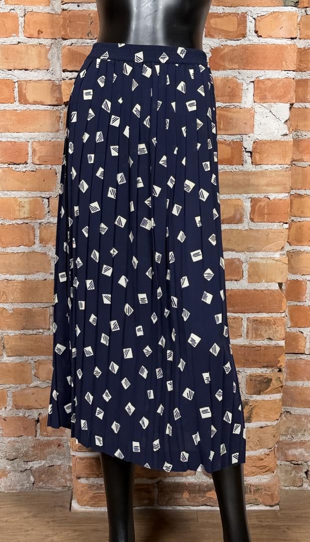 Pendleton Sophisticates Skirt: Size 14