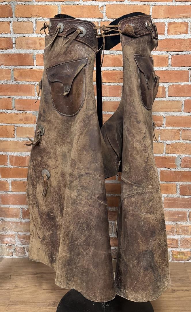 HH Heiser Denver Colorado Cowboy Batwing Chaps: 36 1/2" waist. 36 1/2".