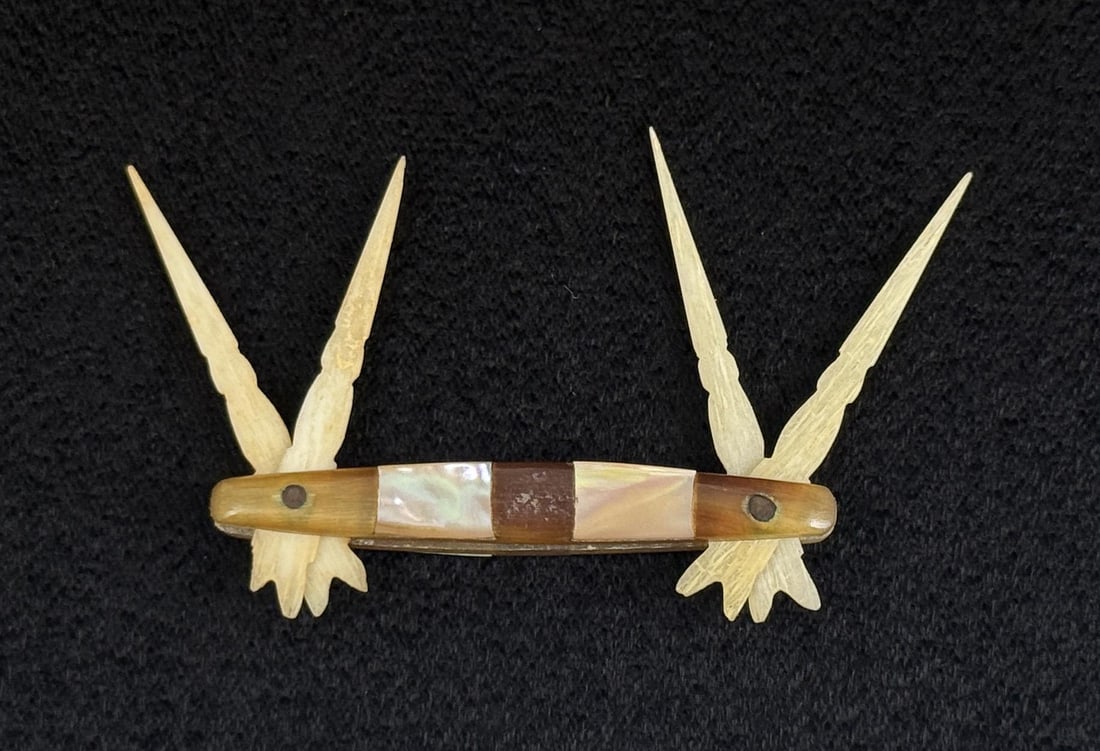 Whaler Made Folk Art Steer Horn Toothpick: 1 7/8" long closed.