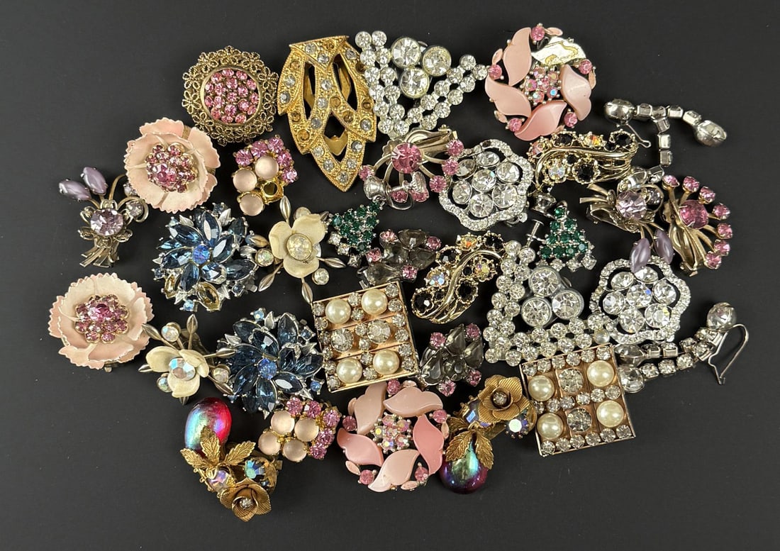 Rhinestone Costume Jewelry Brooches and Earrings (1 of 6)