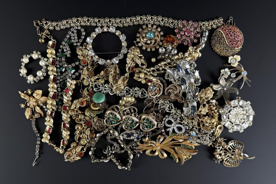 Collection of Art Deco Rhinestone Costume Jewelry (1 of 5)
