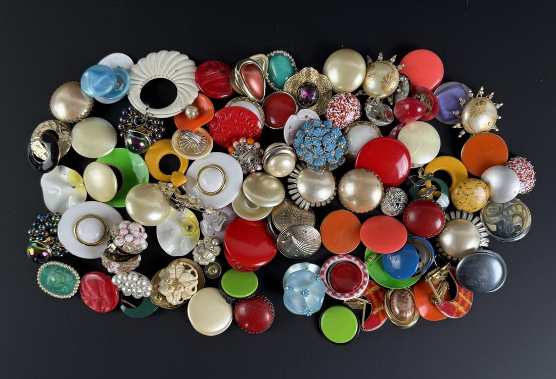 Collection of Costume Jewelry Earrings (1 of 5)