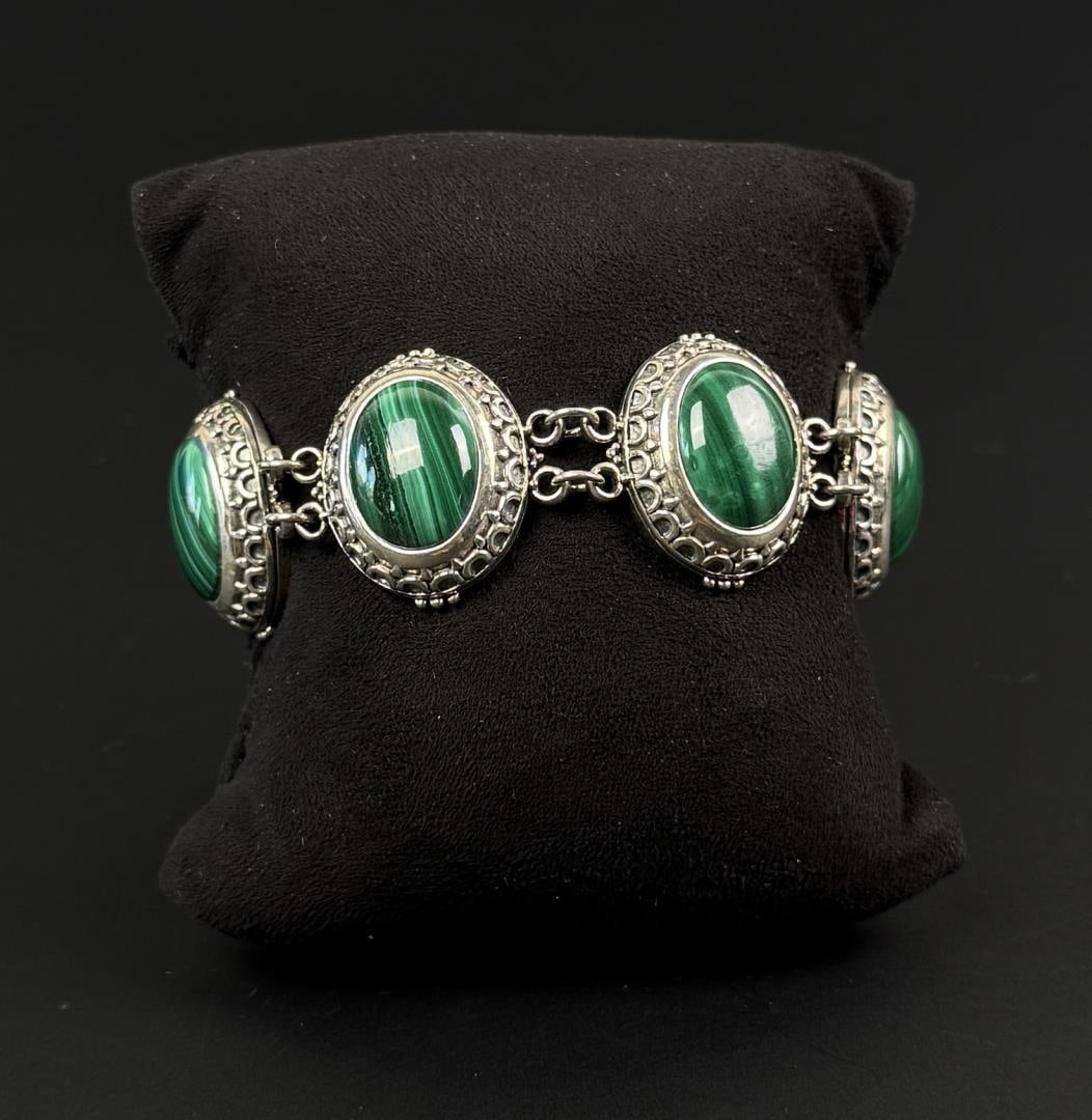 Sterling Silver Malachite Bracelet: 7" inner circumference. 48.29 grams.