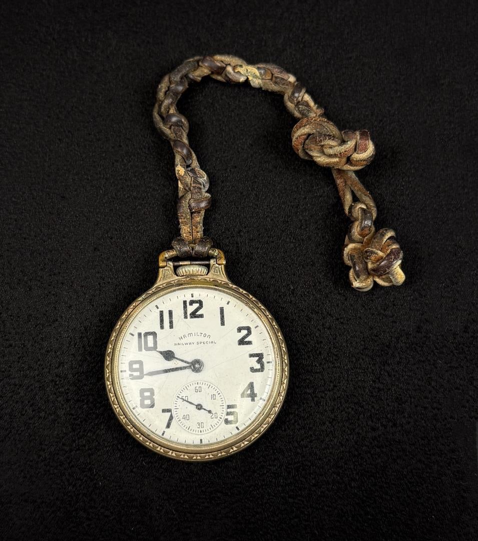 Hamilton 992B Railway Special Pocket Watch (1 of 9)