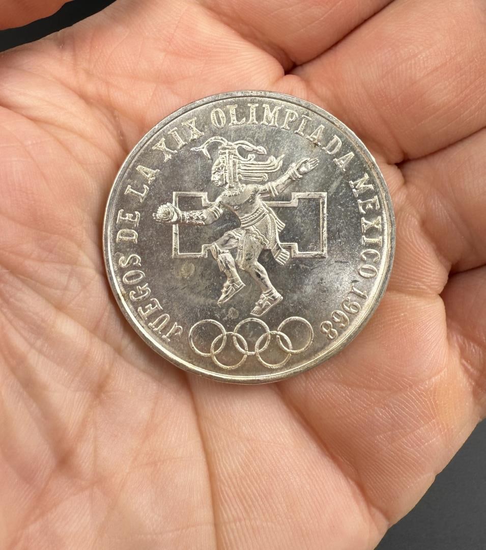 1968 Mexican 25 Pesos Olympic Silver Coin (1 of 5)