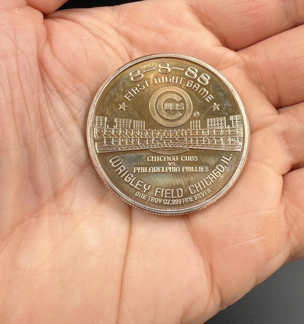 Wrigley Field Chicago Clubs Silver Round: .999 Fine Silver, 1 Troy Ounce. 8-8-88 first night game.